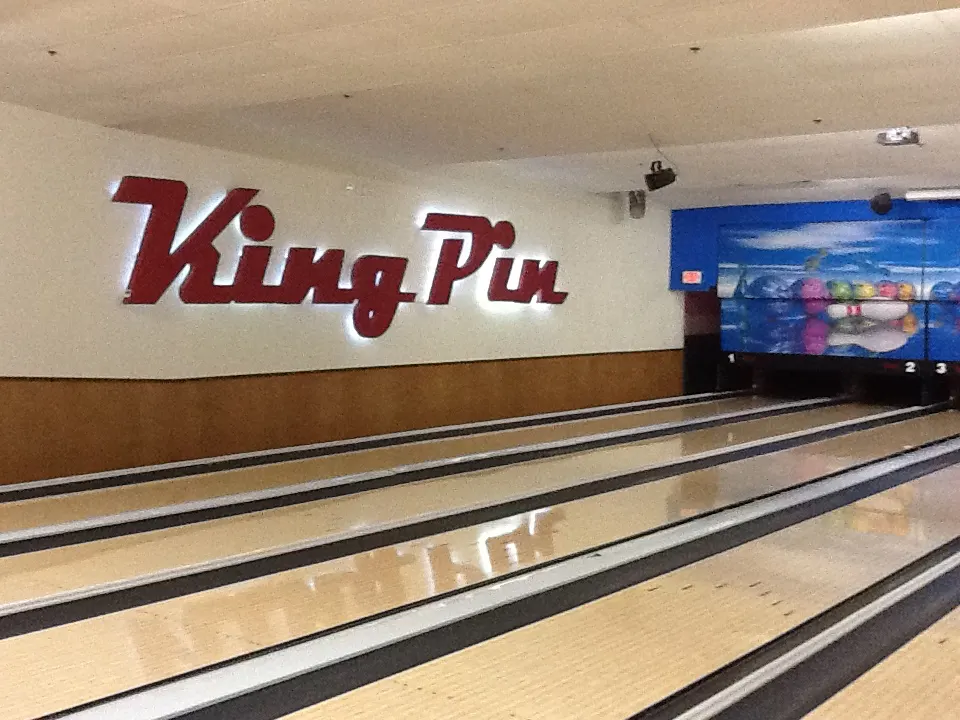 King Pin sign over the lanes